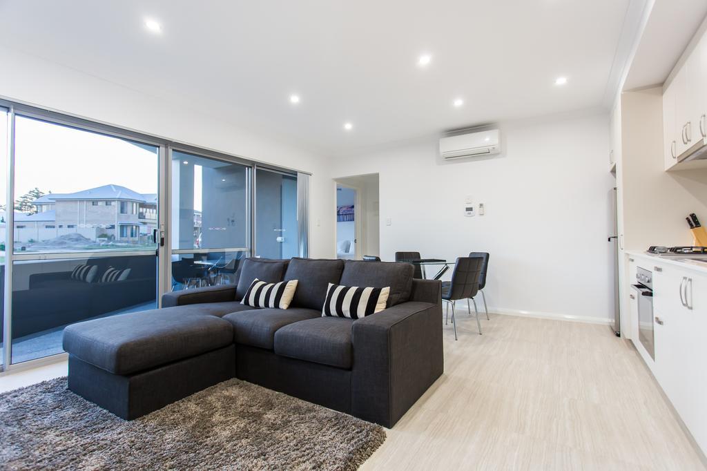 Reflections By Rockingham Apartments Δωμάτιο φωτογραφία